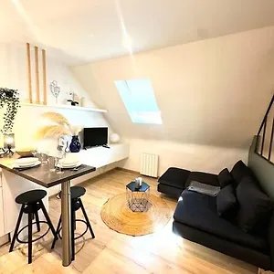 https://charmant-studio-hyper-centre-rodez.midi-pyreneeshotels.com